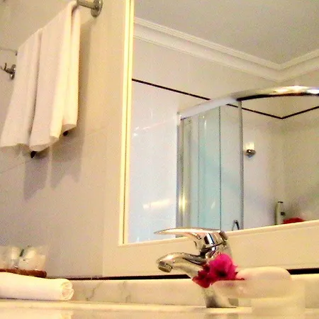 Arion Hotell 3*
