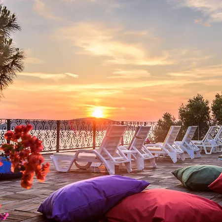 Otel Arion
